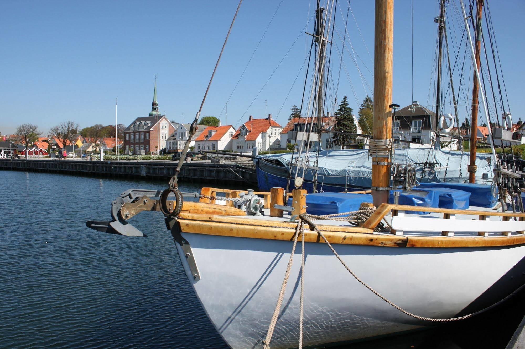 Hotel Nysted Havn Exterior foto